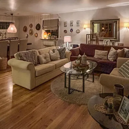 4 Bedroom Gorgeous In Atloy