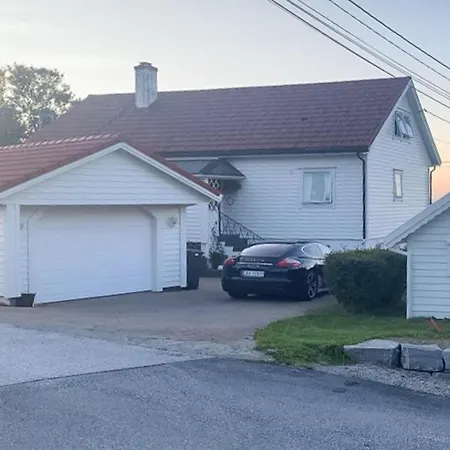 Accogliente Casa Ad Atløy Con Vista Mare Casa vacanze