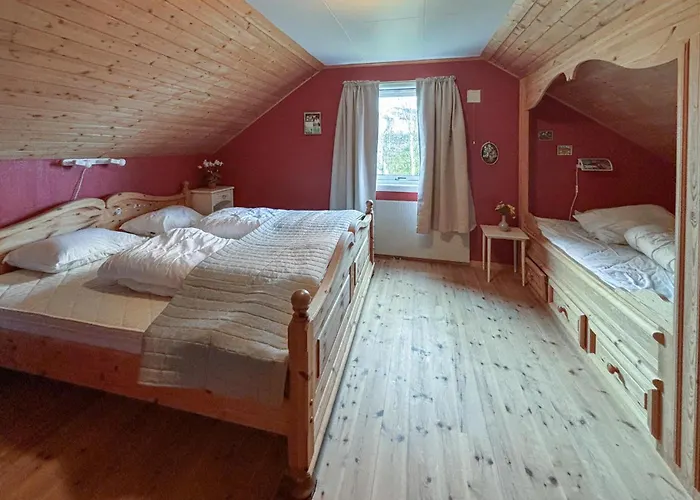4 Bedroom Gorgeous In Atloy Vakantiehuis Herland