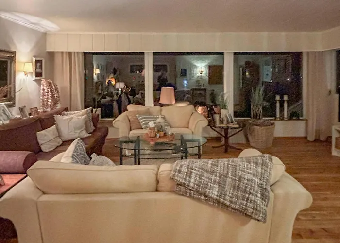4 Bedroom Gorgeous In Atloy Herland