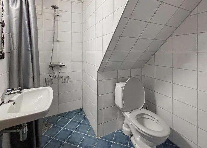 4 Bedroom Gorgeous In Atloy *