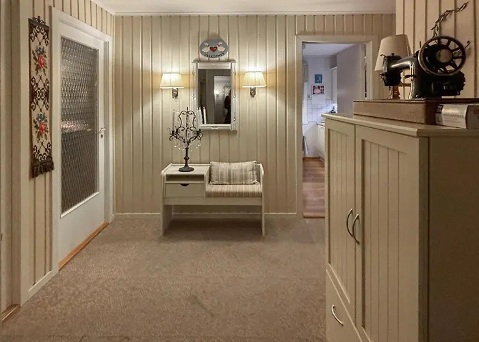 Vakantiehuis 4 Bedroom Gorgeous In Atloy Herland